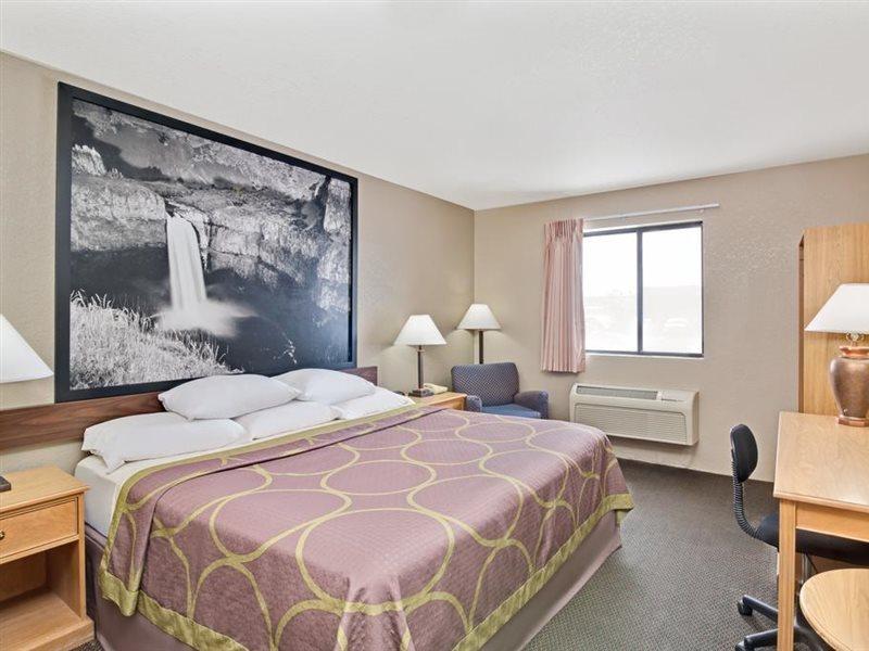 ซูเปอร์ 8 บาย สโปแคน/เวสต์ Hotel แอร์เวย์ไฮส์ ภายนอก รูปภาพ