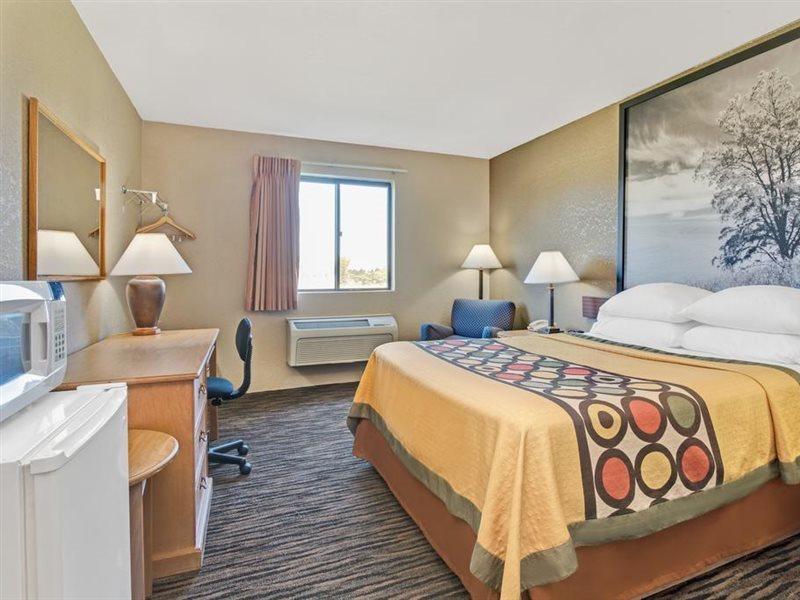 ซูเปอร์ 8 บาย สโปแคน/เวสต์ Hotel แอร์เวย์ไฮส์ ภายนอก รูปภาพ