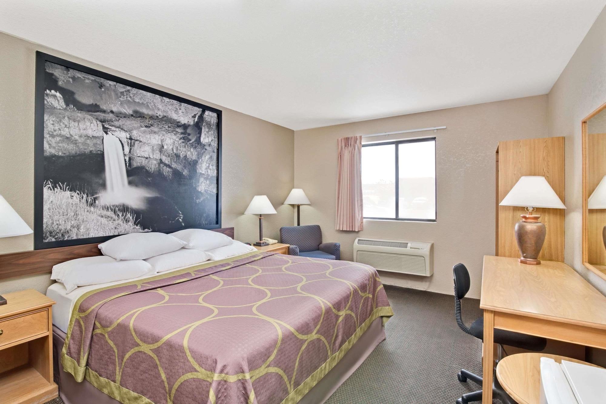 ซูเปอร์ 8 บาย สโปแคน/เวสต์ Hotel แอร์เวย์ไฮส์ ภายนอก รูปภาพ